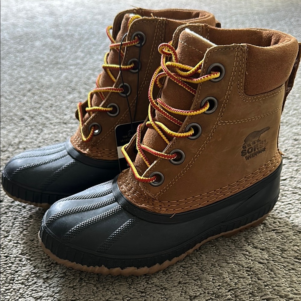 BRAND NEW NEVER WORN Sorel Kids' Brown and Black Rain Snow Boots - unisex